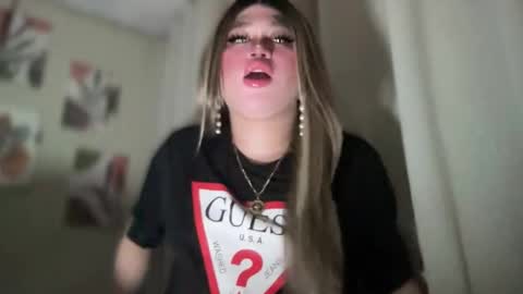 Rose Wilson online show from 03/10/25, 02:37