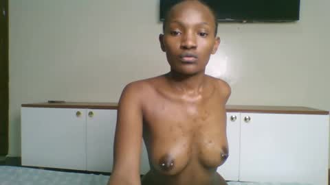 Snapshot of naughtyruby12 chatting on 10/02/25, 05:20 shyreen online show from 10/02/25, 05:20