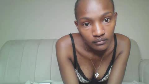 Snapshot of naughtyruby12 chatting on 11/22/25, 10:36 shyreen online show from 11/22/25, 10:36