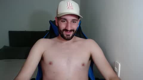 Snapshot of naugthy18boy chatting on 12/04/24, 06:17 Nico online show from 12/04/24, 06:17