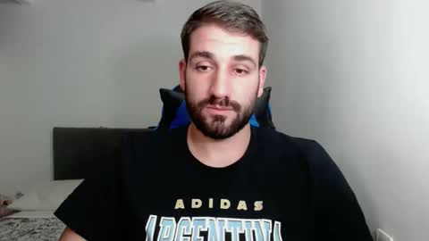 Snapshot of naugthy18boy chatting on 01/15/25, 08:37 Nico online show from 01/15/25, 08:37