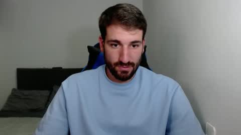 Snapshot of naugthy18boy chatting on 01/31/25, 08:54 Nico online show from 01/31/25, 08:54