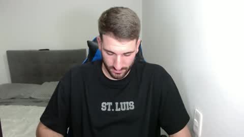 Snapshot of naugthy18boy chatting on 02/10/25, 08:00 Nico online show from 02/10/25, 08:00