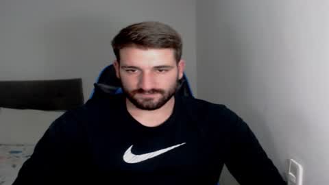 Snapshot of naugthy18boy chatting on 03/12/25, 07:38 Nico online show from 03/12/25, 07:38