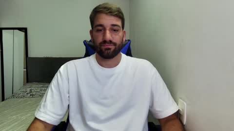 Snapshot of naugthy18boy chatting on 02/26/26, 07:46 Nico online show from 02/26/26, 07:46