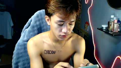 Snapshot of naugthyboyloy chatting on 07/30/26, 02:32 Loy online show from 07/30/26, 02:32