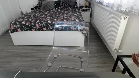 KimBeee online show from 01/24/25, 09:49