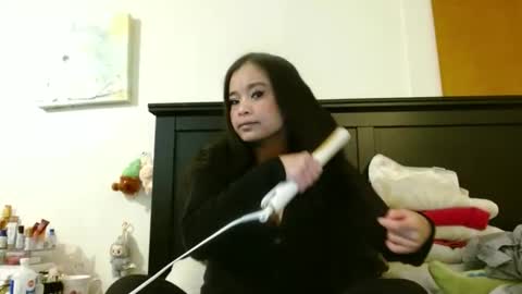 Mimi is dope    online show from 02/10/26, 02:59