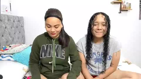 nay_and_aleja online show from 11/07/25, 02:55