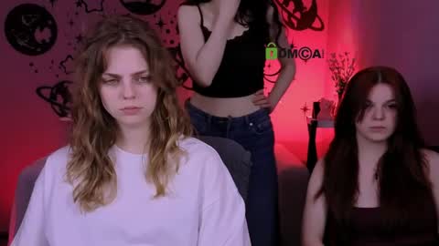 Naya online show from 04/15/26, 07:58