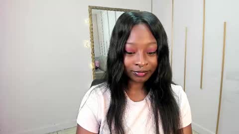 Nayaris 3 online show from 12/22/25, 04:37