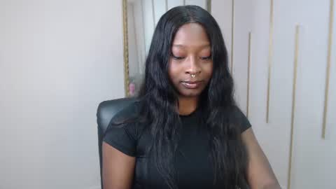 Nayaris 3 online show from 06/16/26, 03:47