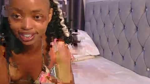 Britney online show from 11/13/25, 05:23