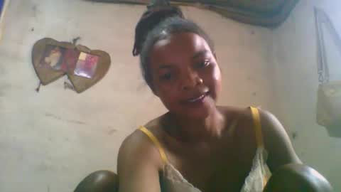 Snapshot of naylah313 chatting on 02/11/26, 07:13 Nayla online show from 02/11/26, 07:13