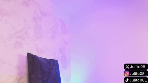 Snapshot of naylapot_ chatting on 01/20/25, 02:46 Juli online show from 01/20/25, 02:46