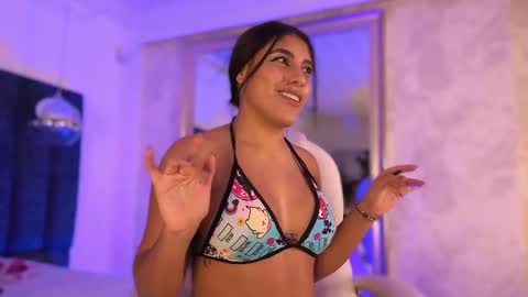 Snapshot of naylapot_ chatting on 03/05/25, 06:01 Juli online show from 03/05/25, 06:01