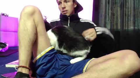 Im Nayton online show from 11/21/25, 11:31