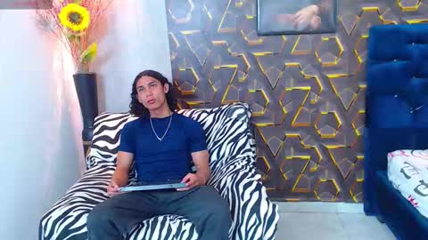 Nazper online show from 10/08/25, 03:42