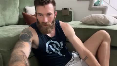 Snapshot of nb913 chatting on 07/09/26, 05:06 Drew online show from 07/09/26, 05:06