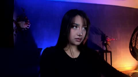 Nefertari online show from 02/22/25, 12:19