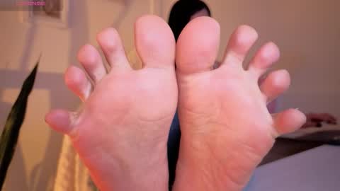 Hellen online show from 03/06/26, 09:55