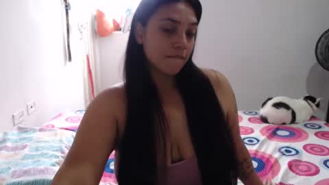 Snapshot of nebyula_star chatting on 01/06/25, 09:54 Nebyula online show from 01/06/25, 09:54