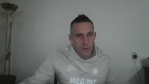 nederland77 online show from 12/26/24, 03:42