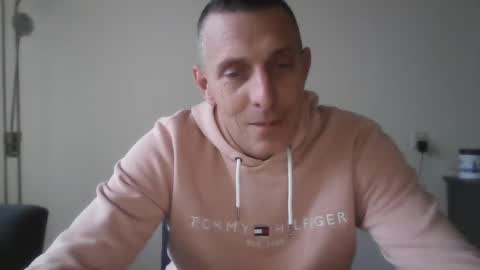 nederland77 online show from 12/28/24, 08:48