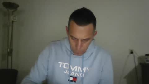 nederland77 online show from 12/31/24, 06:27