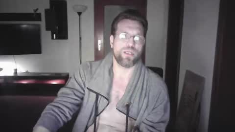 Snapshot of needfullthx chatting on 12/08/24, 03:43 Sebastian online show from 12/08/24, 03:43