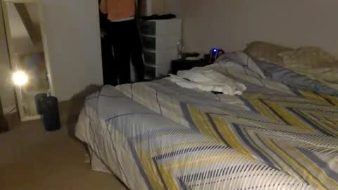 Snapshot of needsub chatting on 11/09/25, 04:33 needsub online show from 11/09/25, 04:33