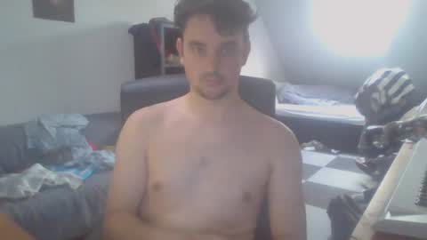 Snapshot of needystick chatting on 06/17/26, 05:58 needystick online show from 06/17/26, 05:58