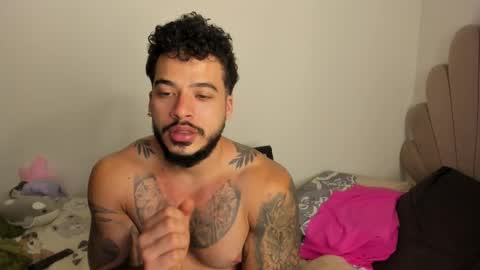 Nei turn green online show from 09/09/25, 02:33