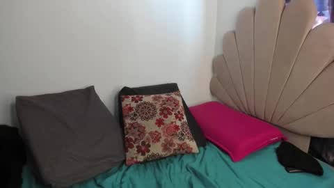 Nei turn green online show from 09/22/25, 01:46