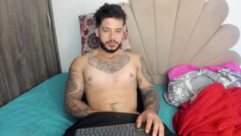 Nei turn green online show from 10/25/25, 12:23