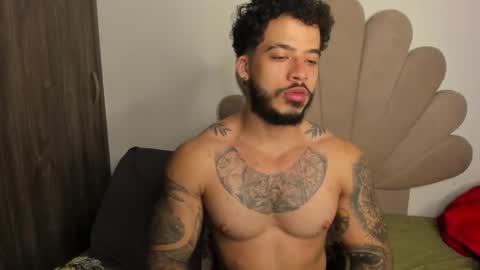 Nei turn green online show from 01/11/26, 01:43