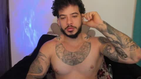 Nei turn green online show from 04/23/26, 03:14