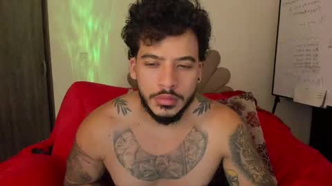 Nei turn green online show from 05/20/26, 01:23