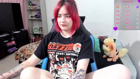 Snapshot of neeko_lol_ chatting on 09/30/25, 10:09 Geek Nicole im Neeko UwU online show from 09/30/25, 10:09