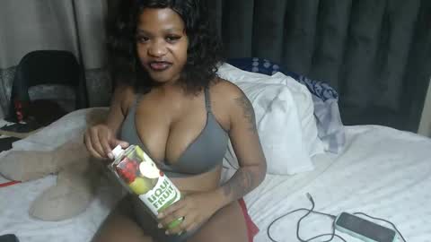 Neeshaa online show from 04/23/26, 01:13