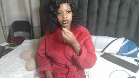 Neeshaa online show from 04/24/26, 08:39