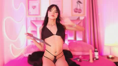 Snapshot of nefera_nox chatting on 11/16/25, 04:18 nefera_nox online show from 11/16/25, 04:18