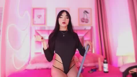 Snapshot of nefera_nox chatting on 11/25/25, 03:28 nefera_nox online show from 11/25/25, 03:28