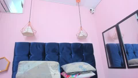 Snapshot of neferet_opal chatting on 04/26/26, 01:25 neferet_opal online show from 04/26/26, 01:25