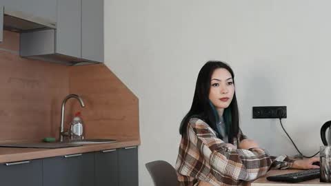 Snapshot of neferpitaa chatting on 02/21/26, 05:08 Kemi online show from 02/21/26, 05:08