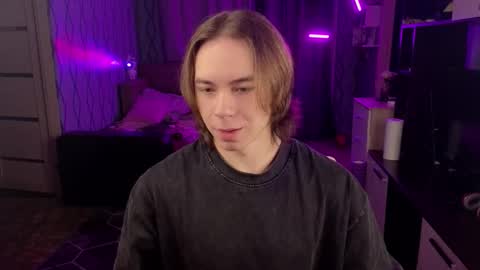 Negan online show from 11/25/25, 12:32