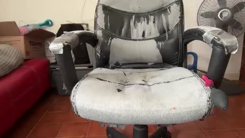 Snapshot of neggs4 chatting on 02/17/25, 04:48 neggs4 online show from 02/17/25, 04:48