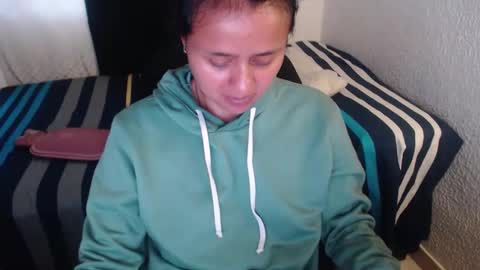 Zoe online show from 12/20/25, 11:06