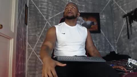 negritomeloso_k18 online show from 12/16/25, 02:38