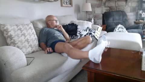 Snapshot of neighborguy4u chatting on 06/27/26, 02:44 NEIGHBORGUY4U online show from 06/27/26, 02:44